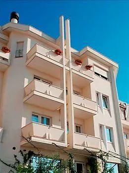 Eden Hotel 4*